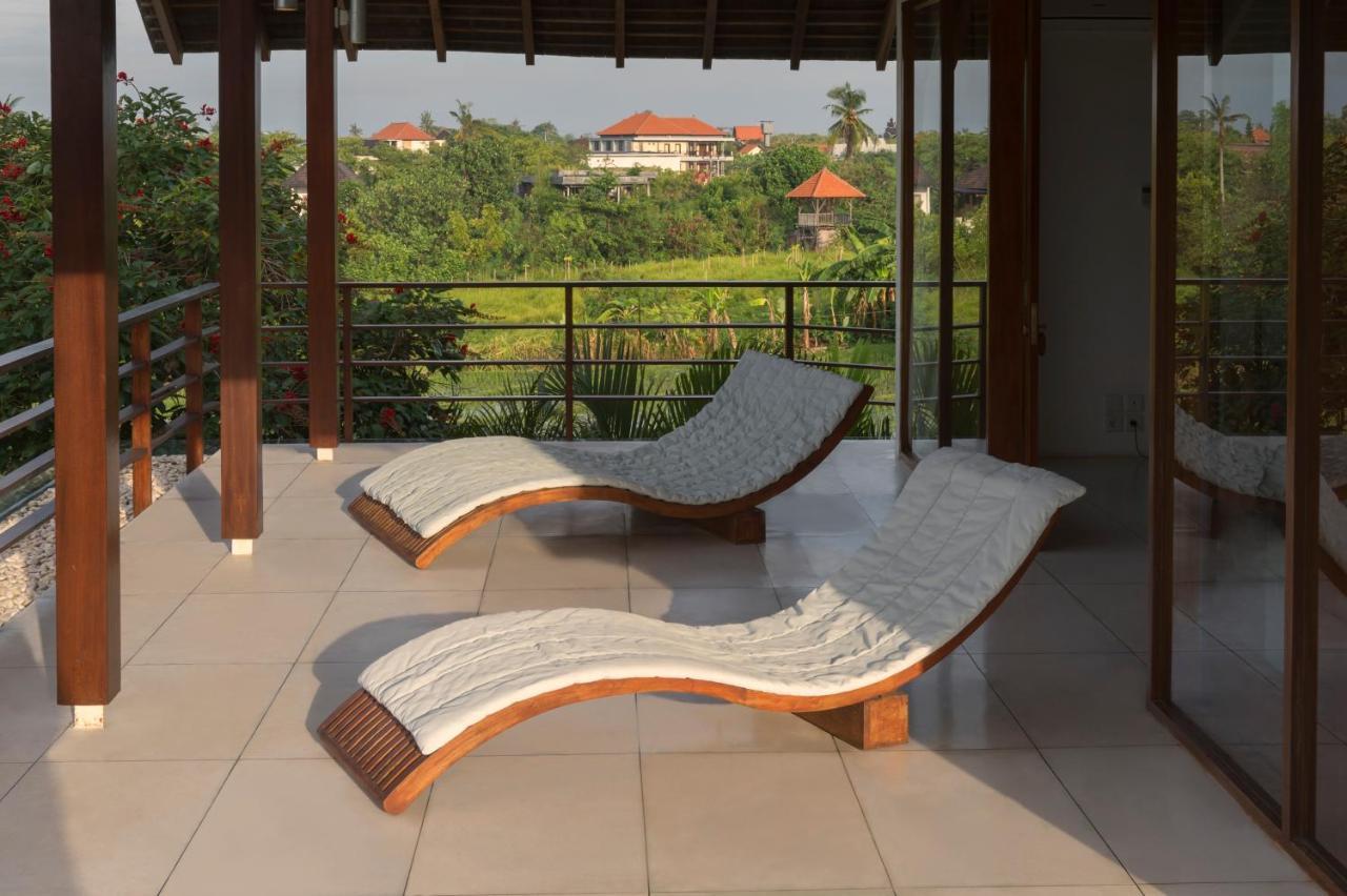 Villa Kavya - 8-Minute Walk From Berawa Beach 坎古 外观 照片