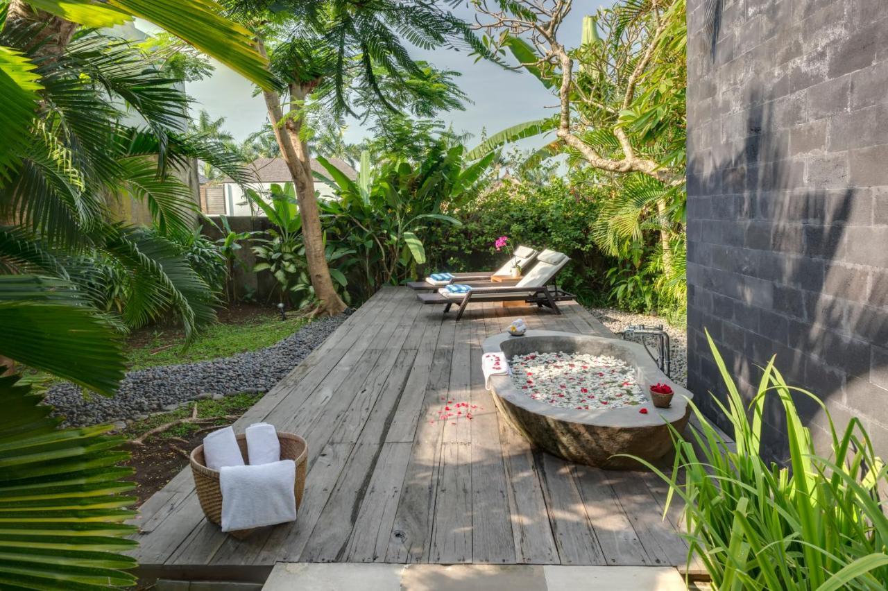Villa Kavya - 8-Minute Walk From Berawa Beach 坎古 外观 照片