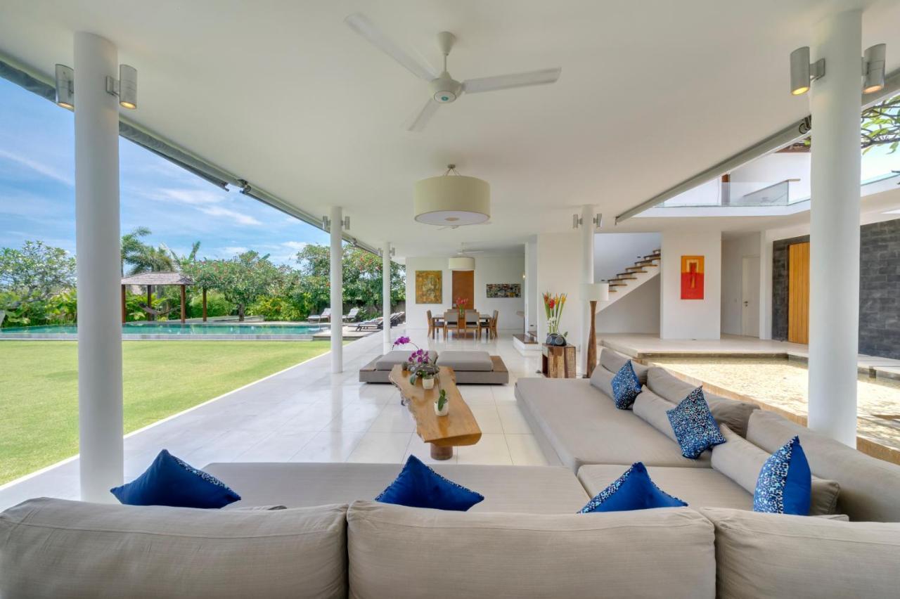 Villa Kavya - 8-Minute Walk From Berawa Beach 坎古 外观 照片
